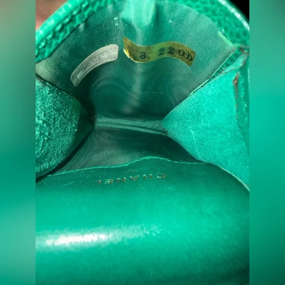 CHANEL Caviar CC Key Holder Case COA - Picture 7 of 7